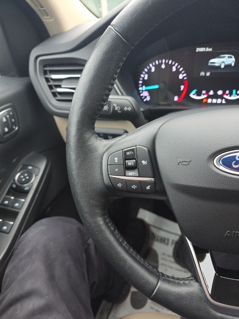 2020 Ford Escape SEL