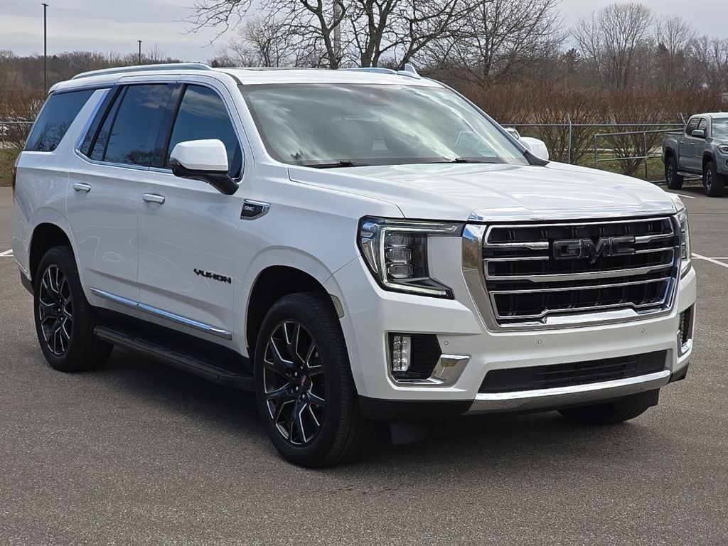2023 GMC Yukon SLT