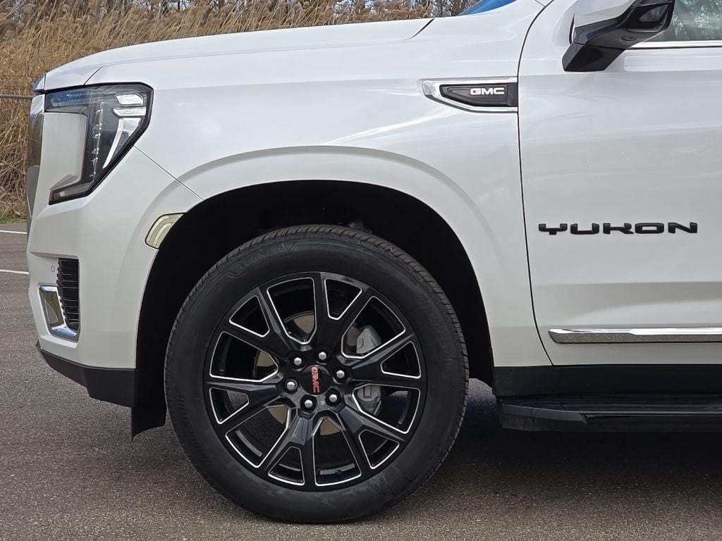 2023 GMC Yukon SLT