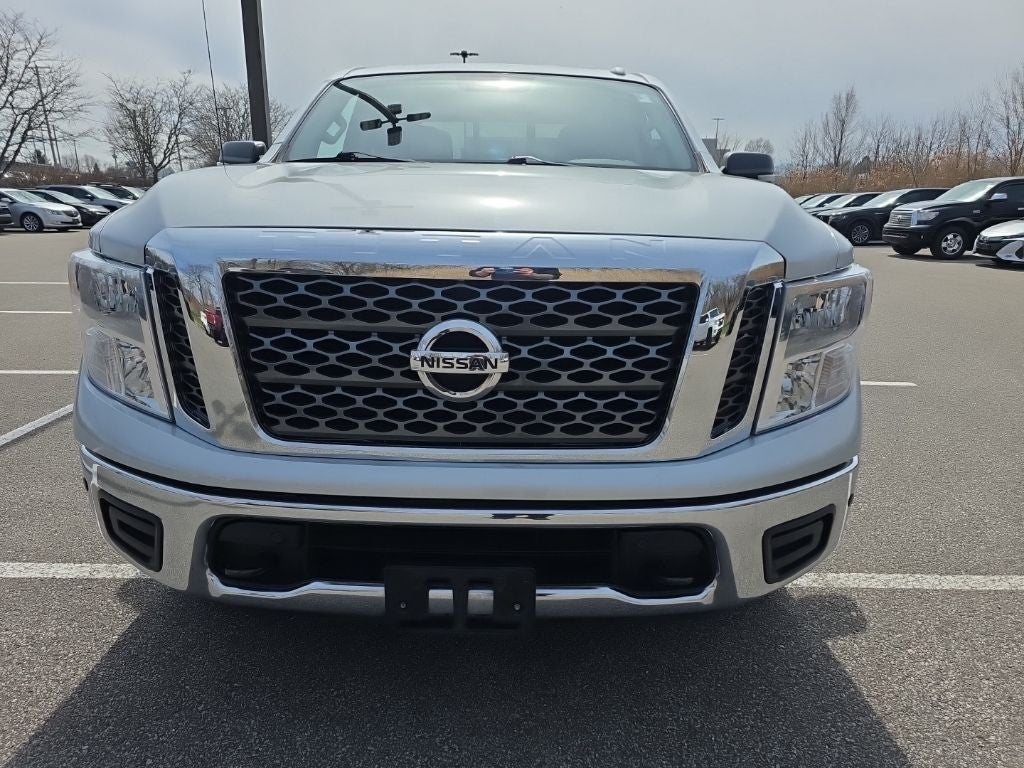 2018 Nissan Titan SV