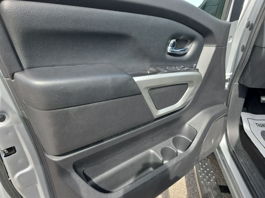 2018 Nissan Titan SV