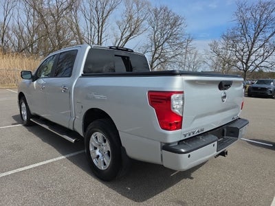 2018 Nissan Titan SV