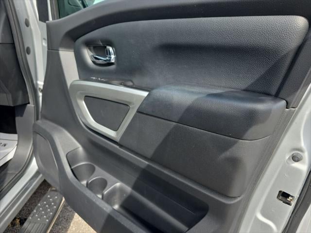 2018 Nissan Titan SV