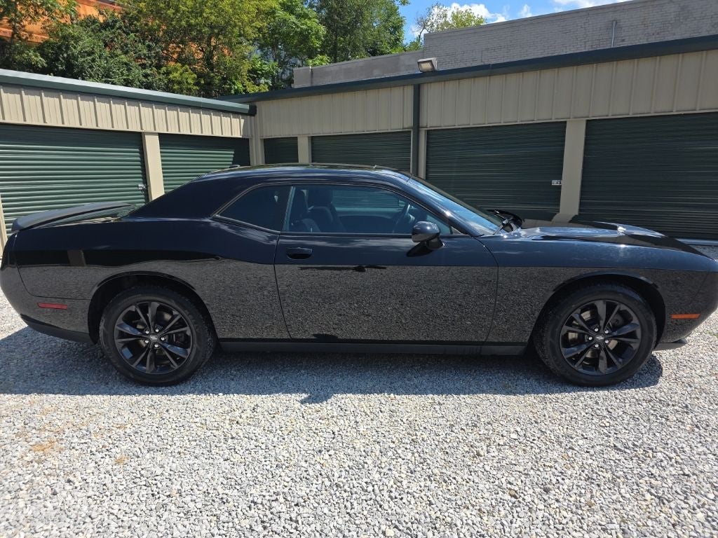 2021 Dodge Challenger SXT