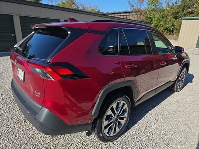 2022 Toyota RAV4 XLE Premium