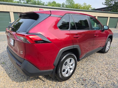 2024 Toyota RAV4 LE