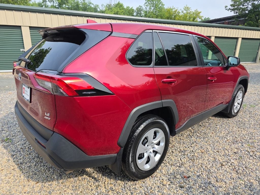2024 Toyota RAV4 LE