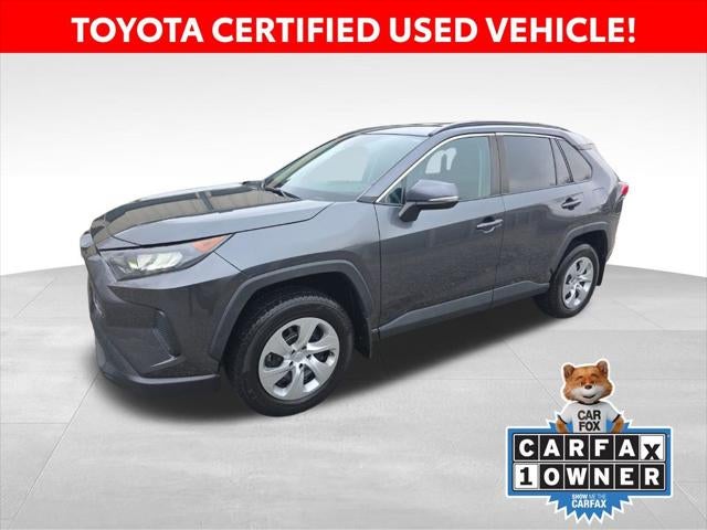 2020 Toyota RAV4 LE