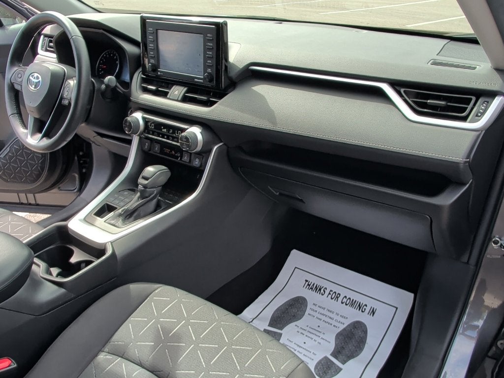 2021 Toyota RAV4 XLE