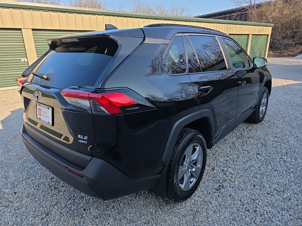 2023 Toyota RAV4 XLE