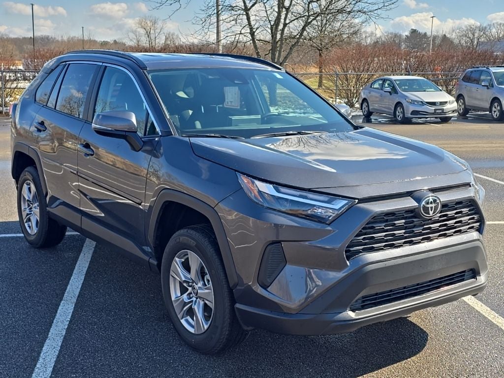 2025 Toyota RAV4 XLE