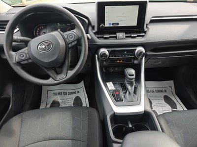 2025 Toyota RAV4 XLE