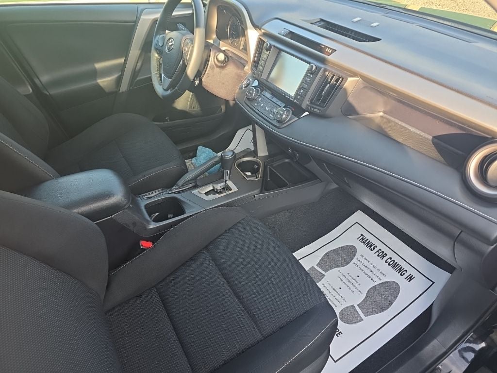 2017 Toyota RAV4 XLE