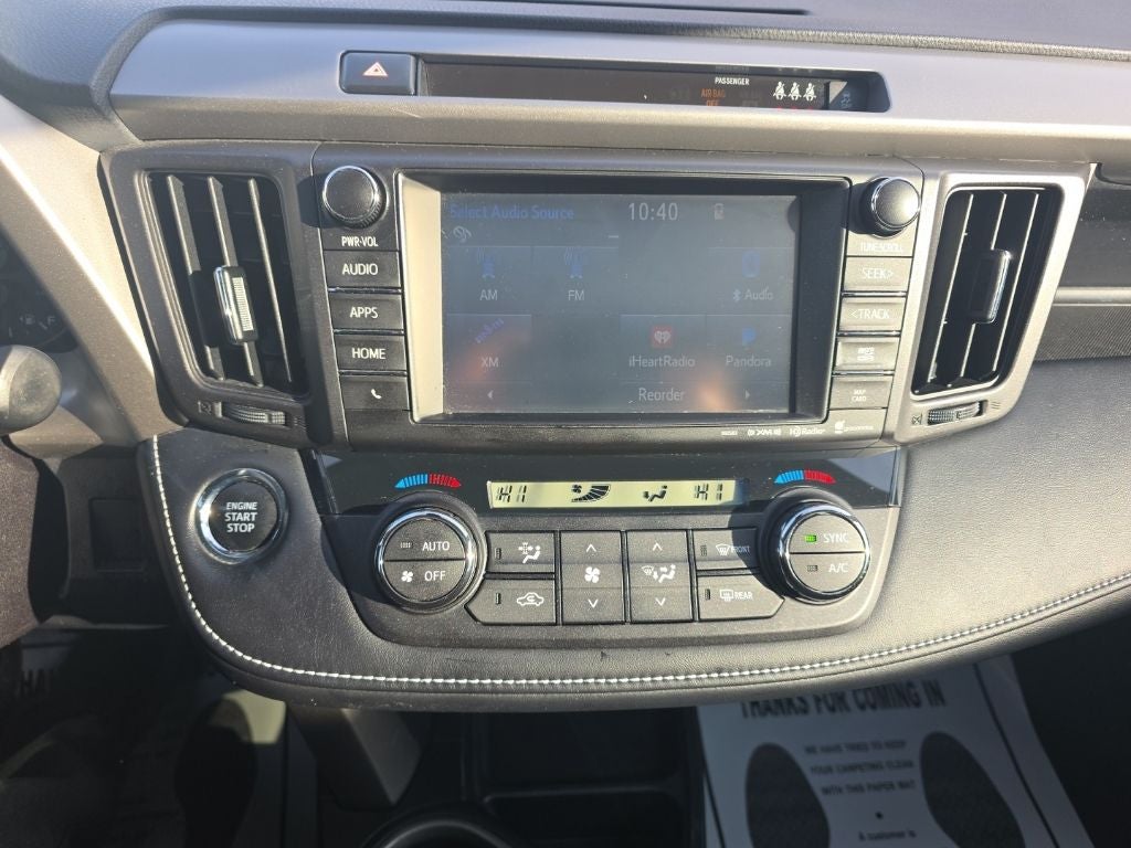2017 Toyota RAV4 XLE