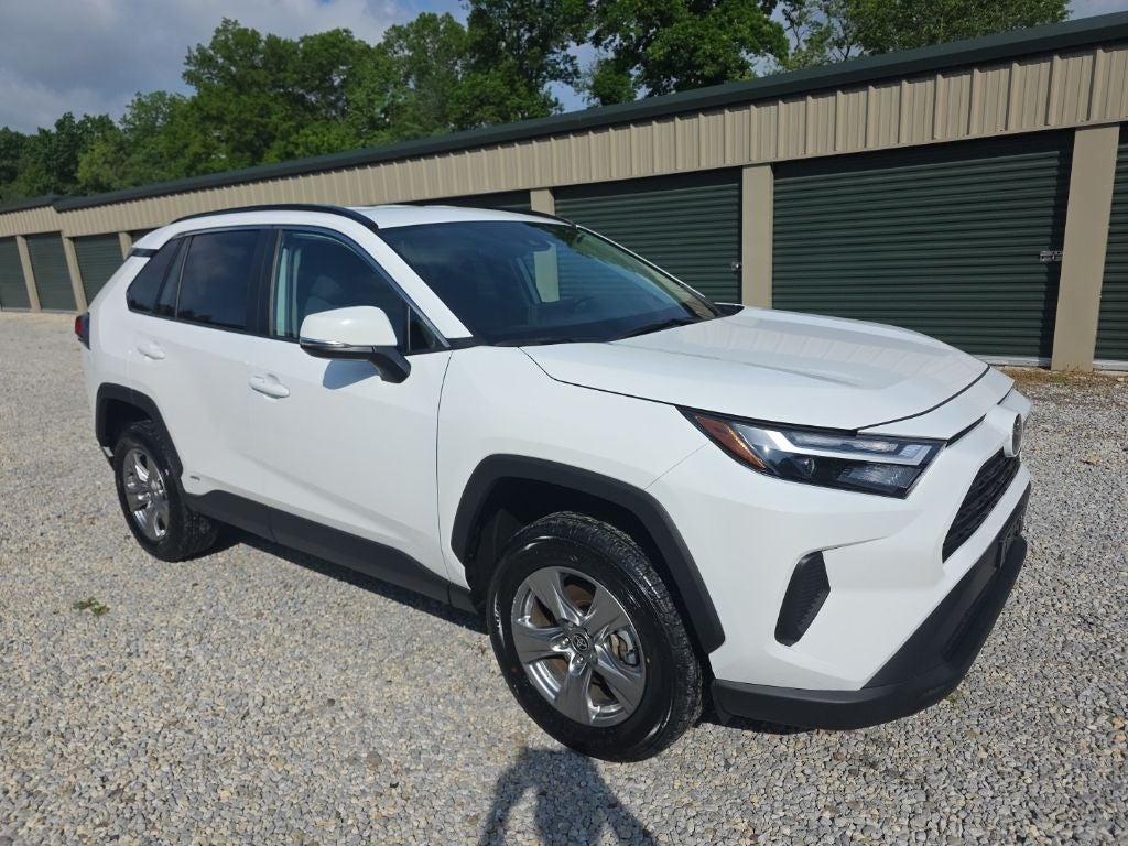 2025 Toyota RAV4 Hybrid XLE