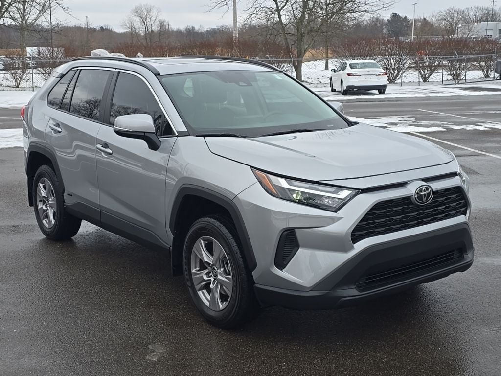 2025 Toyota RAV4 Hybrid XLE
