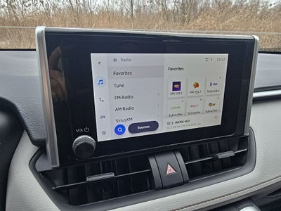 2025 Toyota RAV4 Hybrid XLE