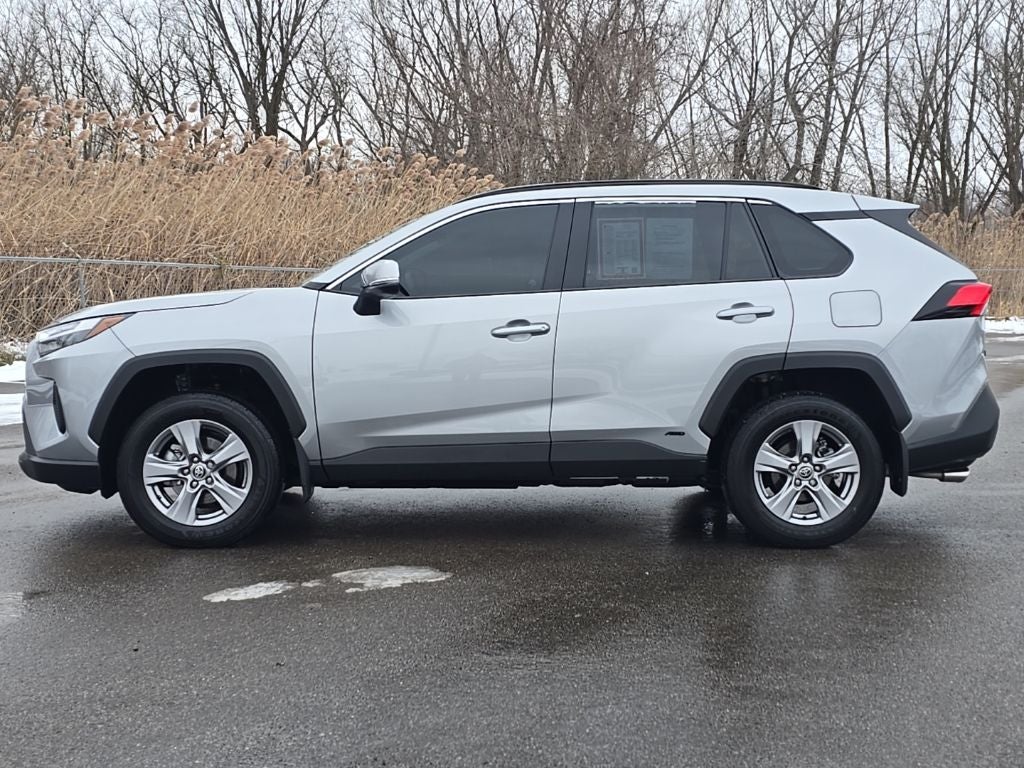 2025 Toyota RAV4 Hybrid XLE