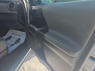 2022 Toyota Tacoma SR5 V6