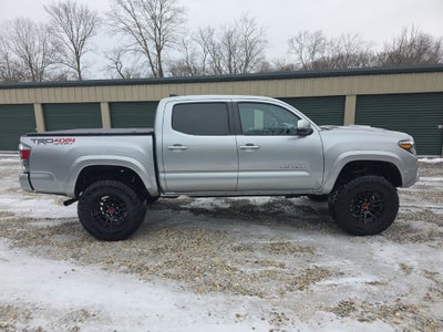2023 Toyota Tacoma TRD Sport V6