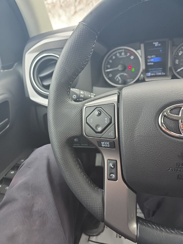 2022 Toyota Tacoma SR5 V6