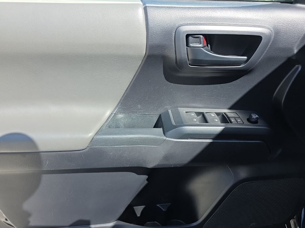 2021 Toyota Tacoma SR V6