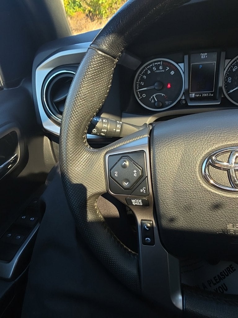 2023 Toyota Tacoma Limited V6