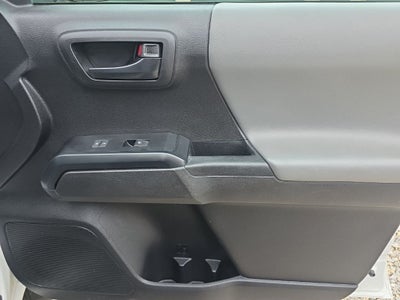 2022 Toyota Tacoma SR V6