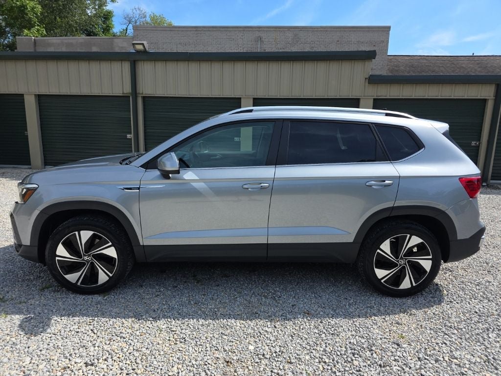 2024 Volkswagen Taos 1.5T SE