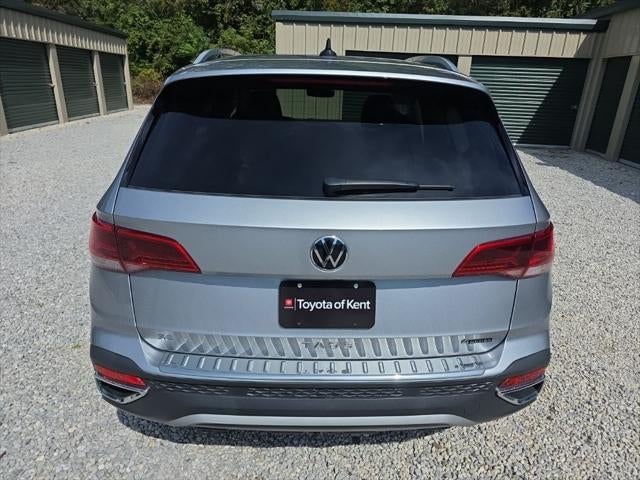2024 Volkswagen Taos 1.5T SE