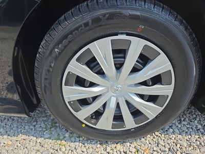 2018 Toyota Camry Hybrid LE
