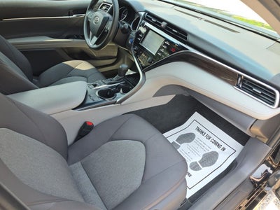 2018 Toyota Camry Hybrid LE