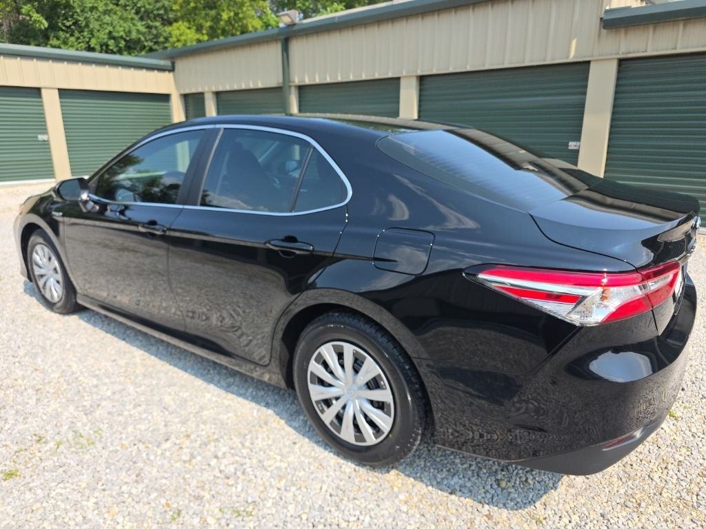2018 Toyota Camry Hybrid LE