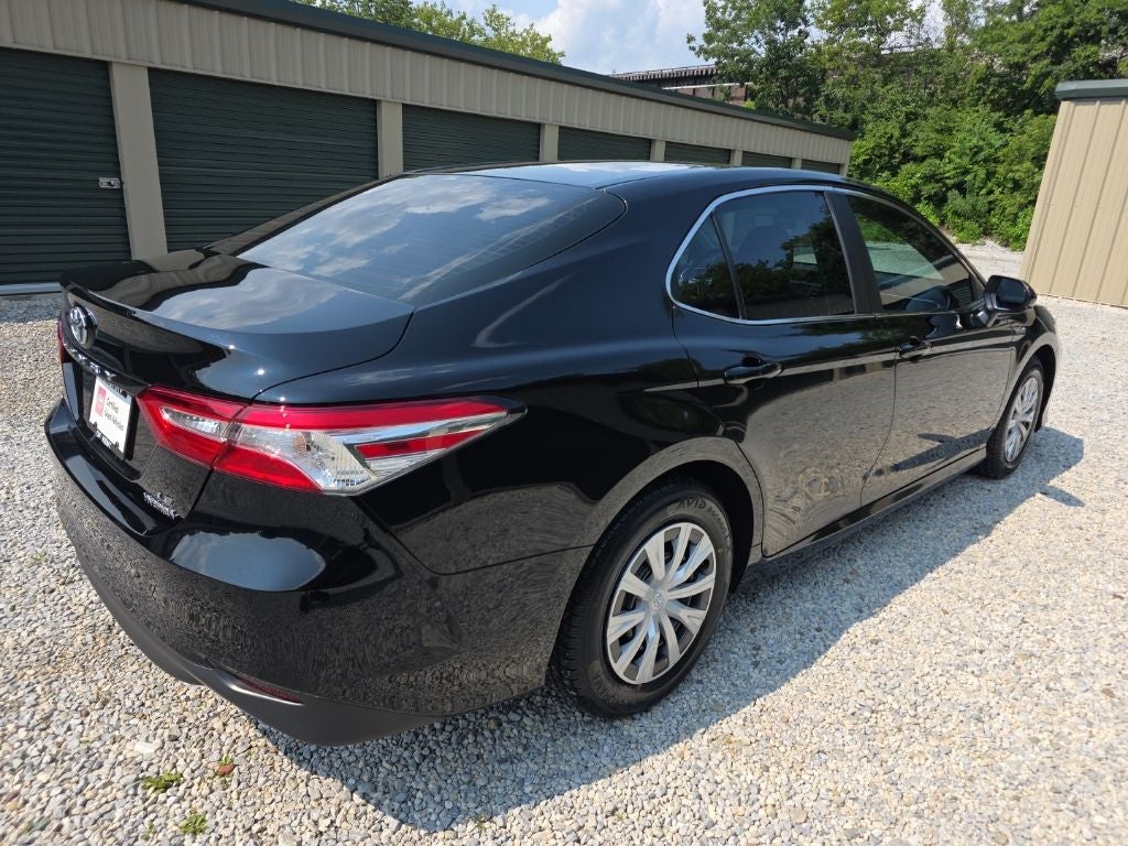 2018 Toyota Camry Hybrid LE
