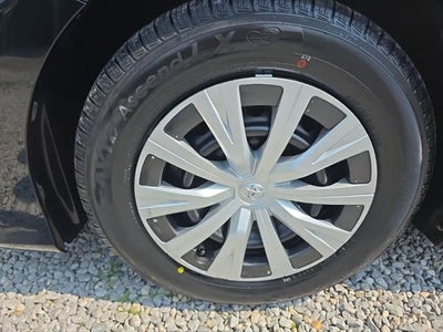 2018 Toyota Camry Hybrid LE
