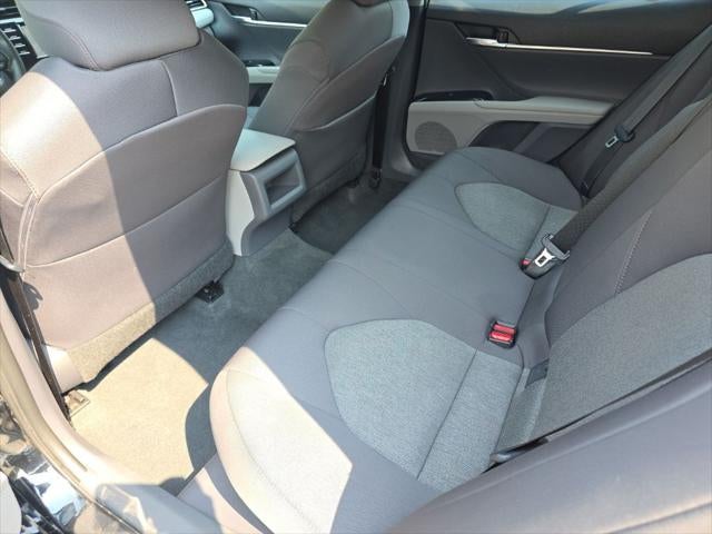 2018 Toyota Camry Hybrid LE