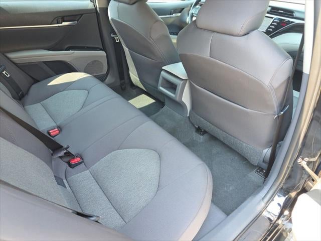 2018 Toyota Camry Hybrid LE