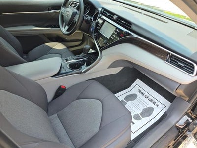 2018 Toyota Camry Hybrid LE