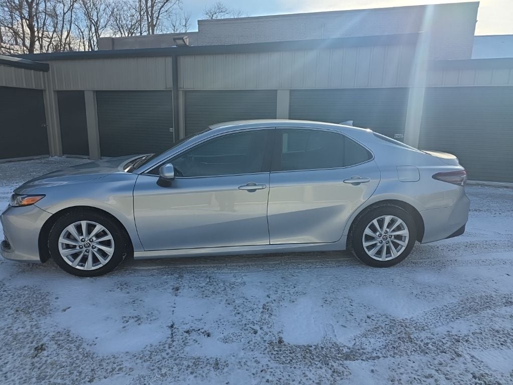 2022 Toyota Camry LE