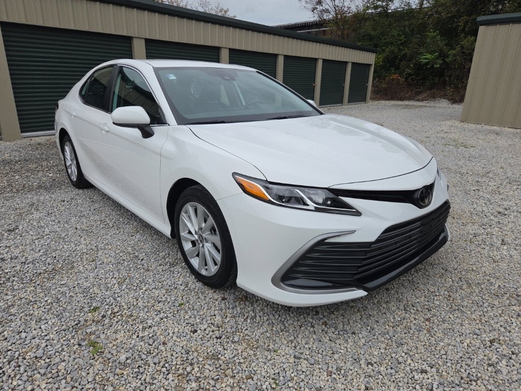 2024 Toyota Camry LE