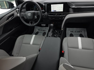 2025 Toyota Camry SE