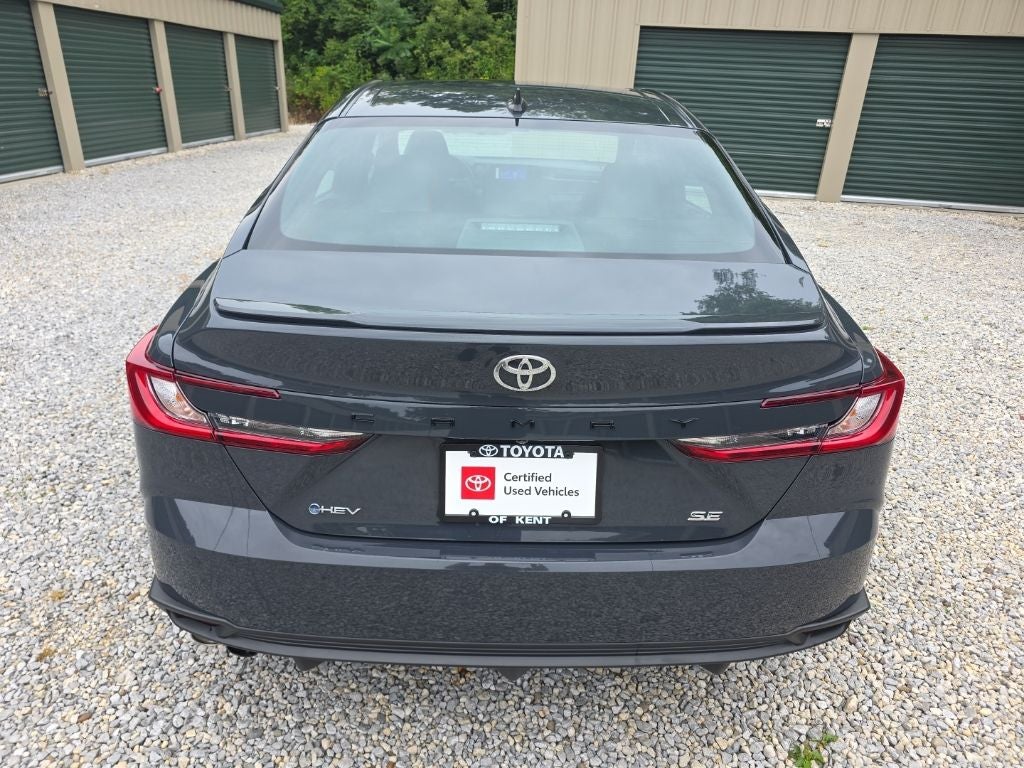 2025 Toyota Camry SE