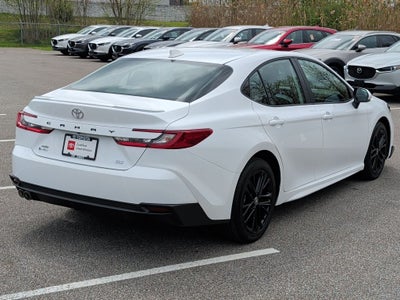 2025 Toyota Camry SE