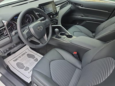 2024 Toyota Camry SE