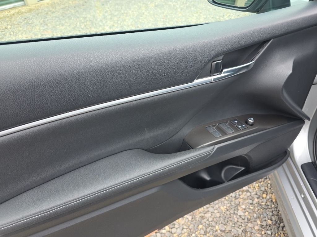 2023 Toyota Camry Hybrid XSE