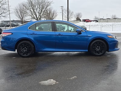 2020 Toyota Camry Hybrid LE