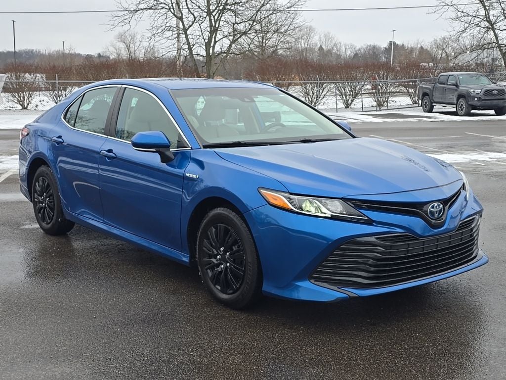 2020 Toyota Camry Hybrid LE