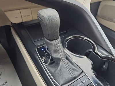 2020 Toyota Camry Hybrid LE