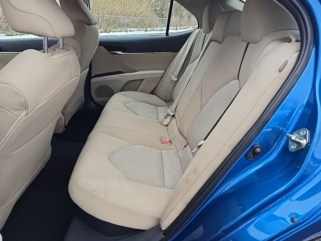 2020 Toyota Camry Hybrid LE