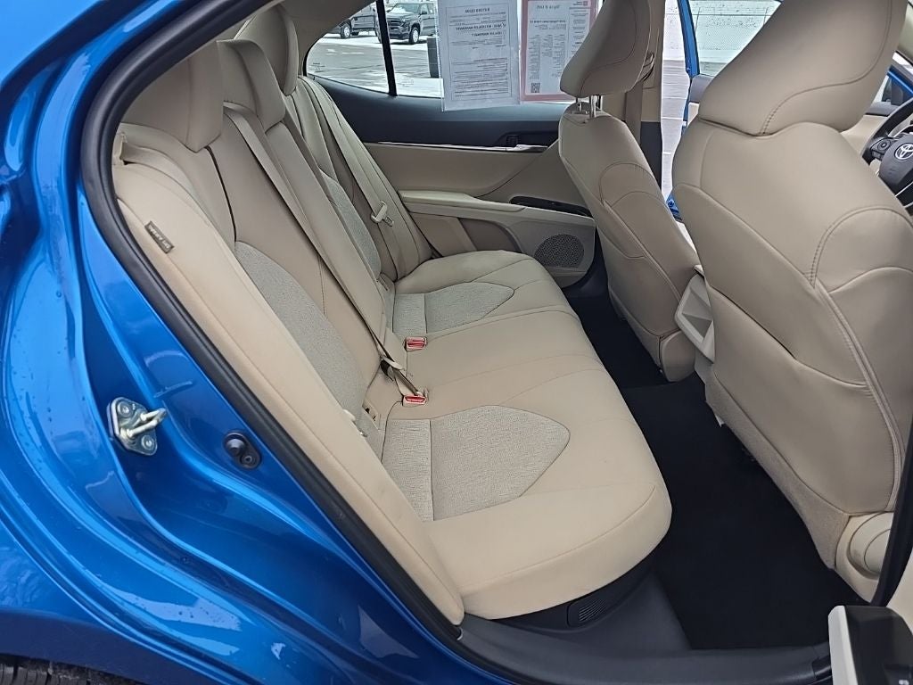 2020 Toyota Camry Hybrid LE